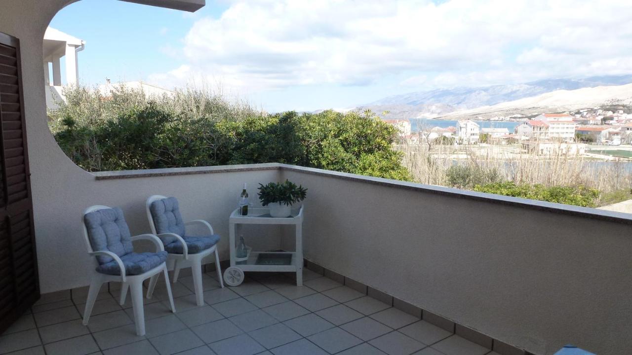 Apartments Pampas Island Pag Pag Town Bagian luar foto