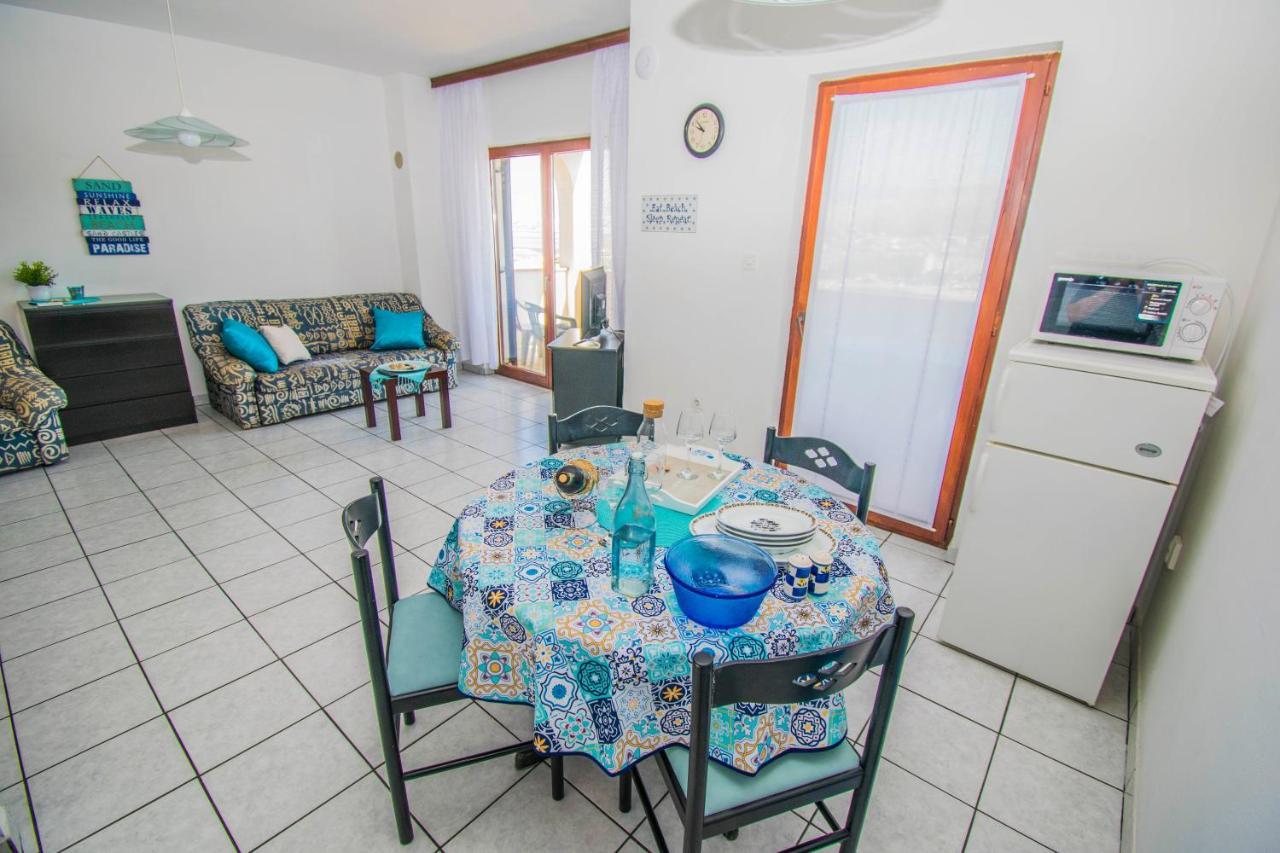 Apartments Pampas Island Pag Pag Town Bagian luar foto