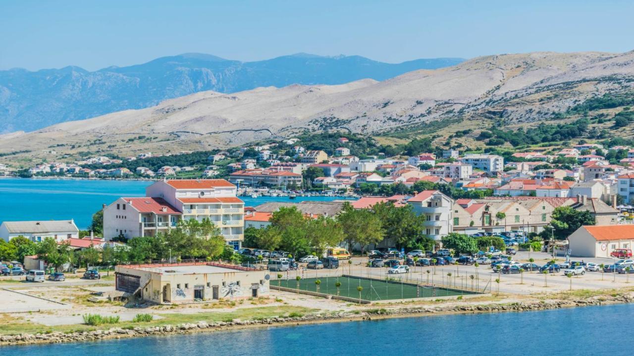 Apartments Pampas Island Pag Pag Town Bagian luar foto