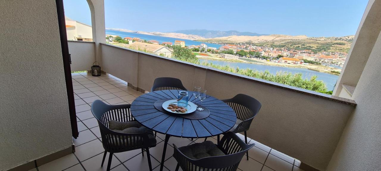 Apartments Pampas Island Pag Pag Town Bagian luar foto